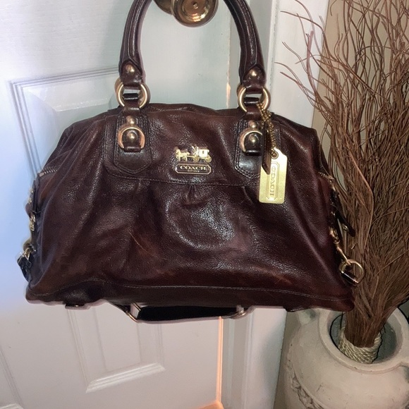 Authentic Coach Leather Carriage Bag - Picture 3 of 7